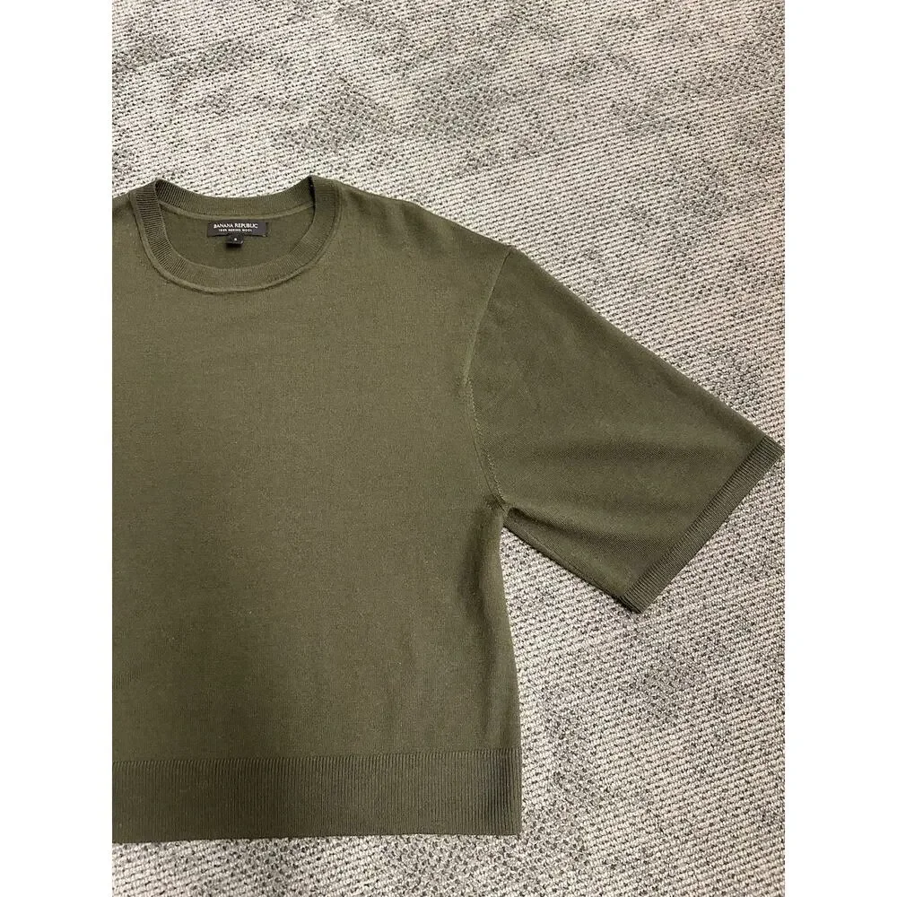 Banana Republic Merino Wool Short Sleeve Shirt Mens Small Olive Green Knit Top